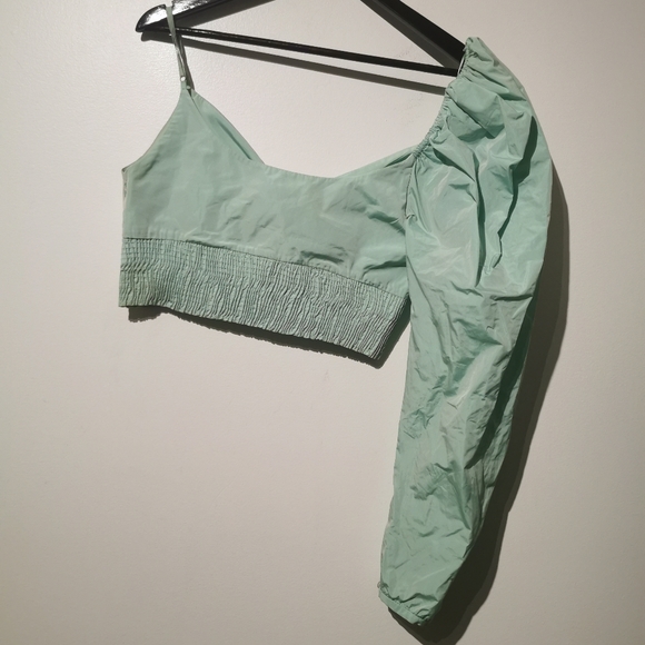 Zara Limited Edition Pastel Green Puff Sleeve One Shoulder Large Crop Top - Picture 8 of 10
